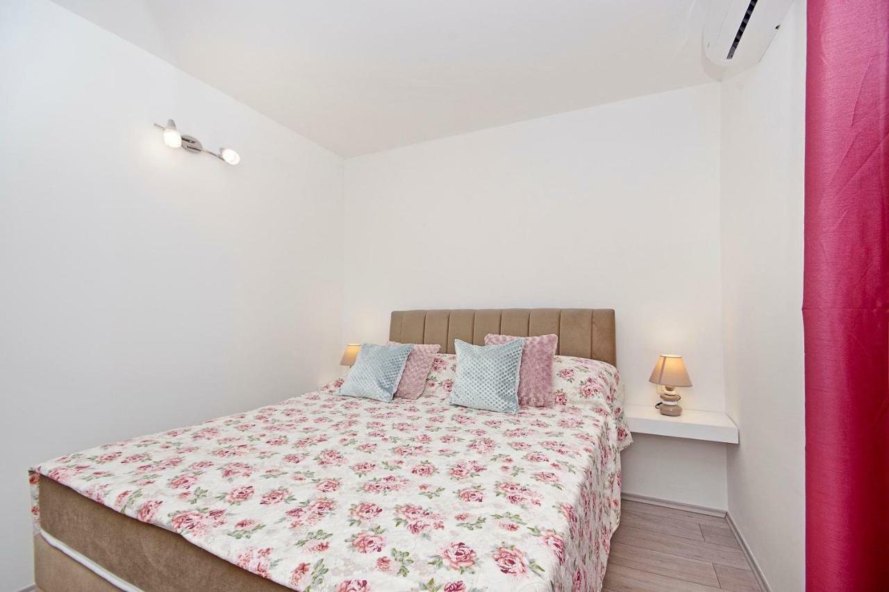 Apartment Mira Makarska Kültér fotó